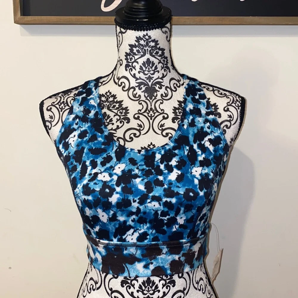NWT!! Free People Yoga Ashford Synergy Crop Top Size Small